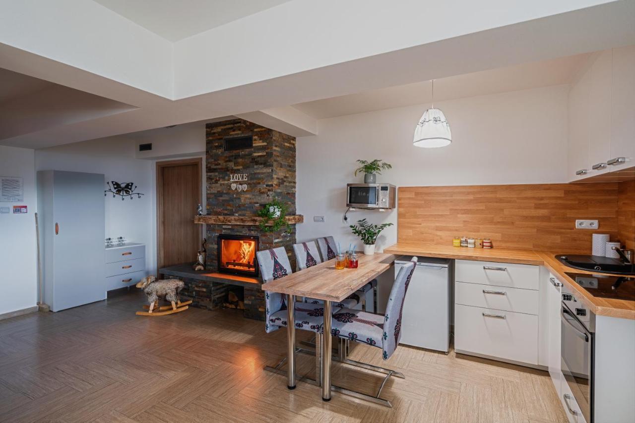 Tybet Domki I Apartamenty Tatranská Bukovina Exteriér fotografie