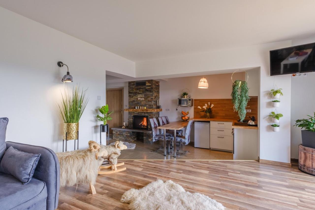 Tybet Domki I Apartamenty Tatranská Bukovina Exteriér fotografie